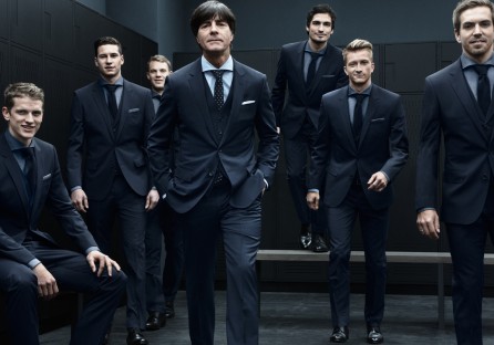 Joachim Loew bersama anak asuhnya di timnas Jerman untuk Hugo Boss (Sumber gambar: fashionide)