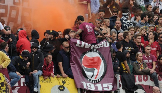 Triangle Brotherhood dan Sisi Lain Tribun Livorno