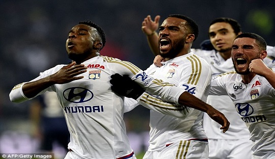 Lyon Hentikan 36 Laga Tak Terkalahan PSG di Ligue 1
