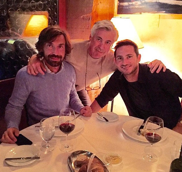 Ancelootii makan bareng Pirlo dan Lampard (1)