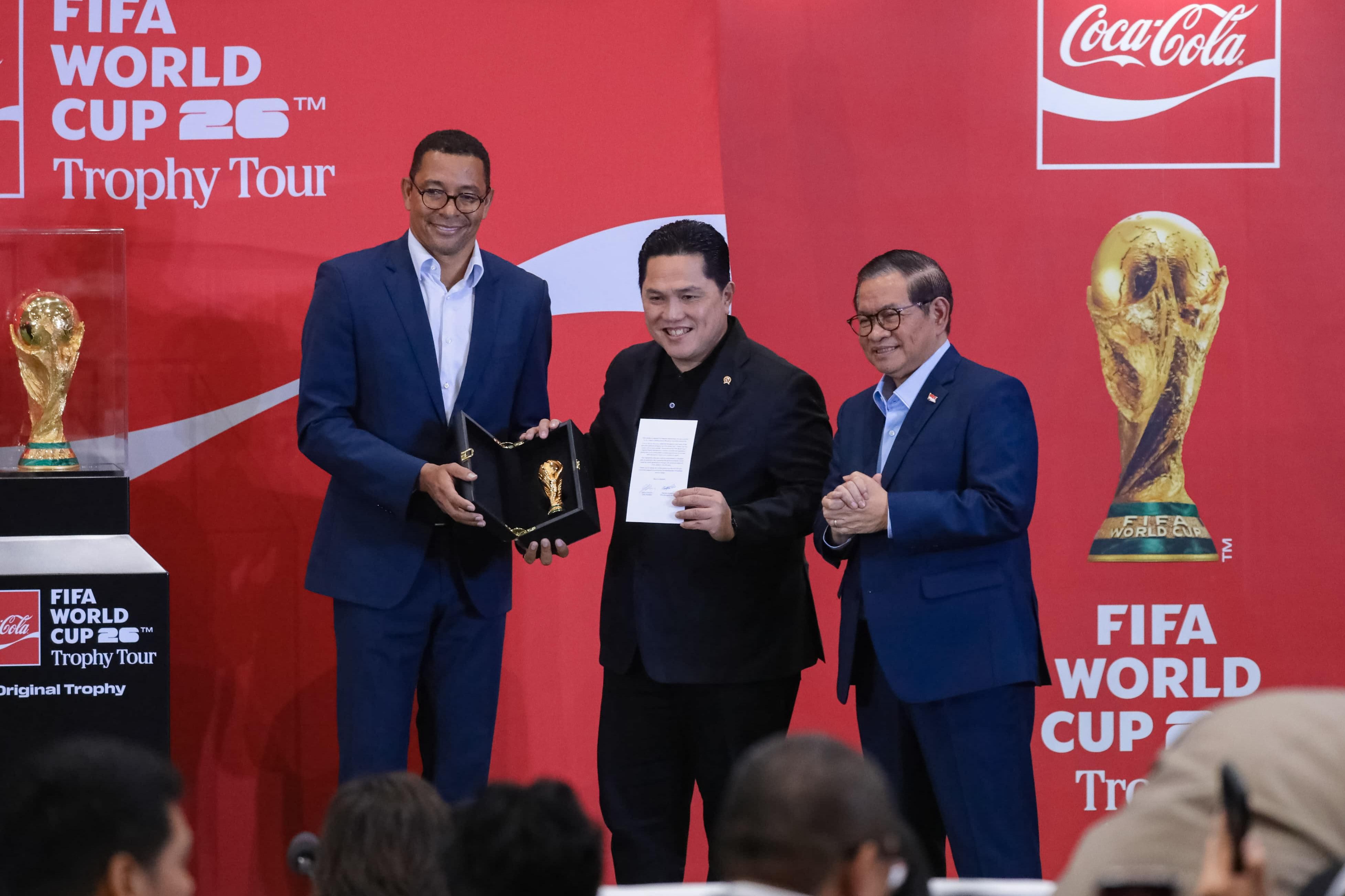 Coca-Cola World CUp Trophy Tour