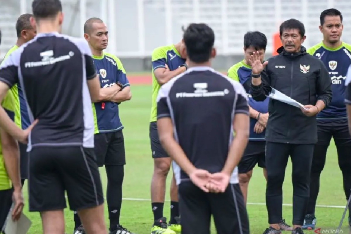 pelatih-timnas-u-20-indonesia-indra-sjafri-menilai-para-pema-zypc
